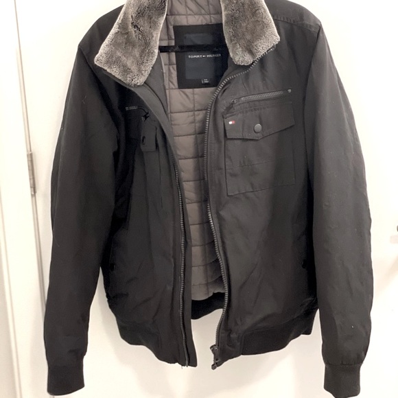 Tommy Hilfiger Men’s Bomber Jacket - Picture 4 of 7